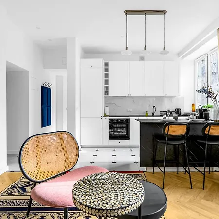 Apartment - Workspace & Park Nearby - By Rentujemy Warschau
